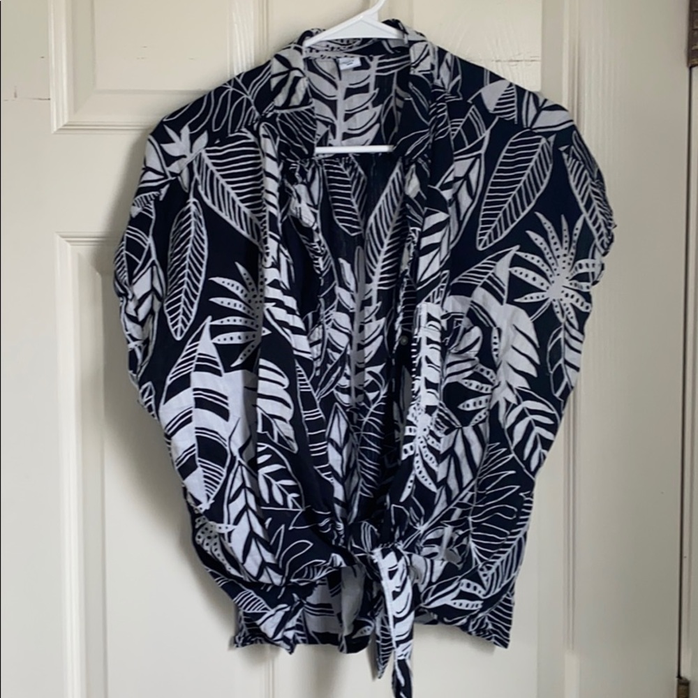 Old Navy Hawaiian Print Shirt